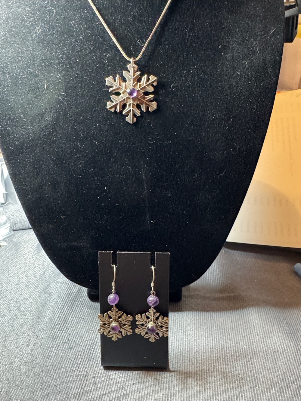 Vintage 925 Silver Snowflake Necklace and Earring Set with Purple Gemstones